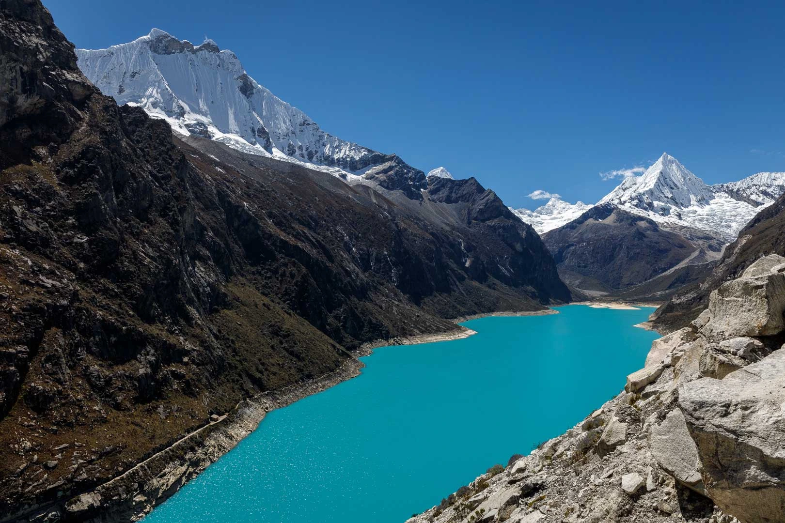Descubre la Laguna Esmeralda de Huaraz — Hotel Morales
