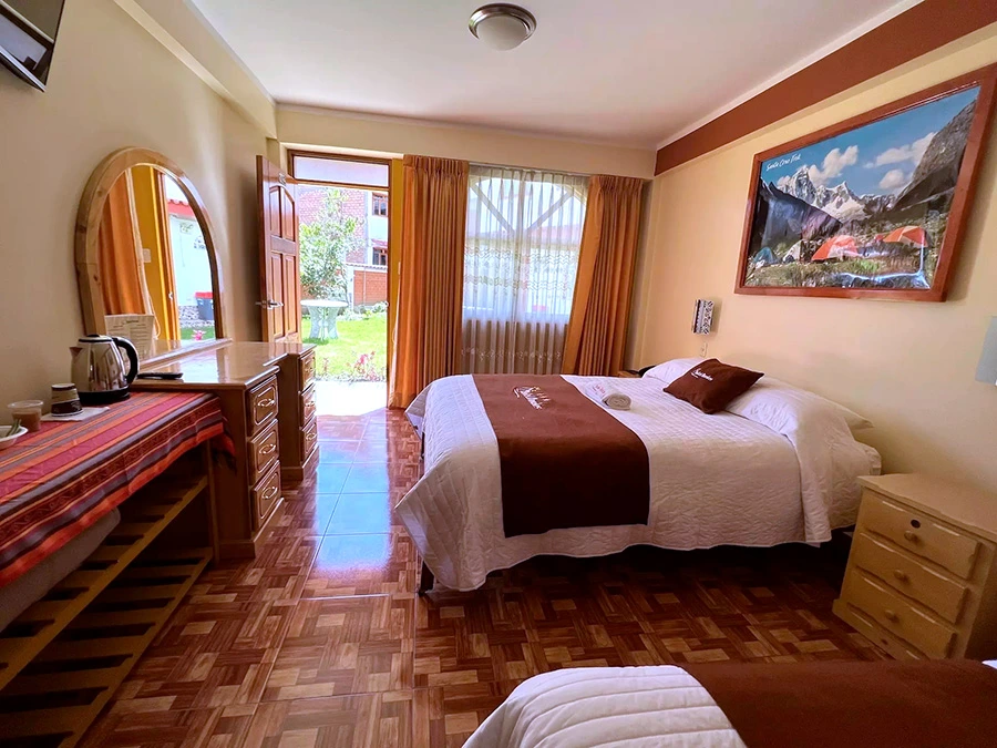 Habitación con acceso al jardín — Hotel Morales