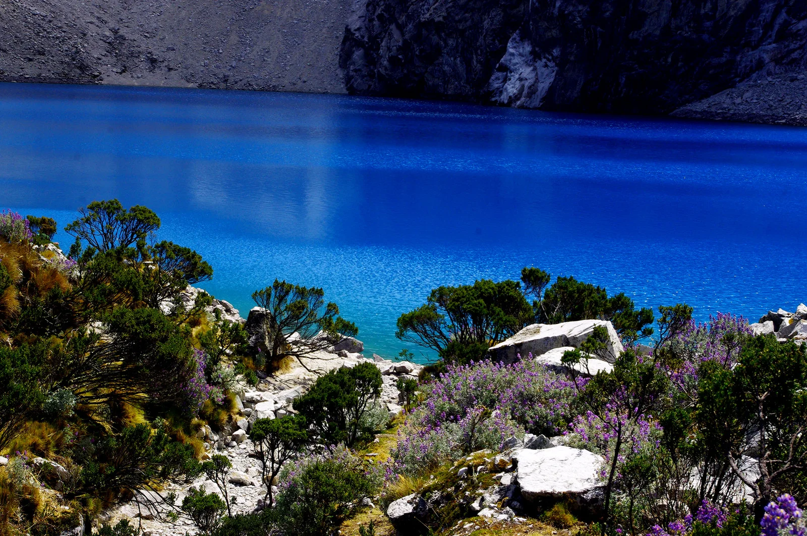 Laguna 69, uno de los destinos de trekking cercanos a Huaraz